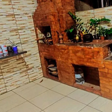 Buy this 2 bed house on Rua L 20 in Papillon Park - Complemento, Aparecida de Goiânia - GO