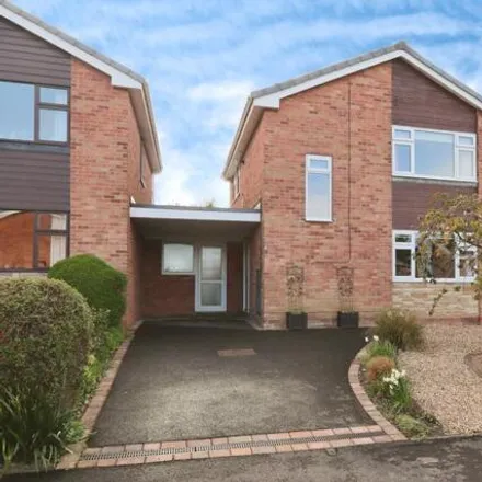 Buy this 3 bed house on Gilbert Avenue in Chesterfield, S40 3EU