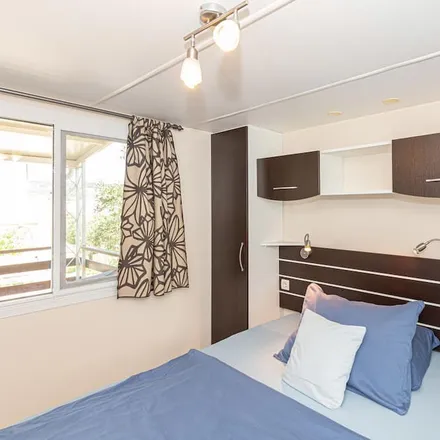 Rent this 2 bed apartment on Jezera in Trg Križa, 22240 Jezera