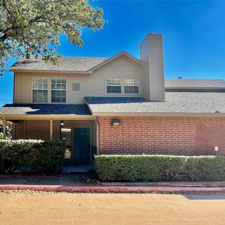 Rent this 1 bed condo on 1414 Meadowood Village Drive in Fort Worth, TX 76120