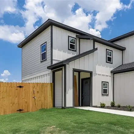Rent this 3 bed house on 1929 Kelly Street in Fort Worth, TX 76104