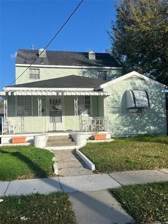 Buy this 4 bed house on 100 Hathaway Place in New Orleans, LA 70119