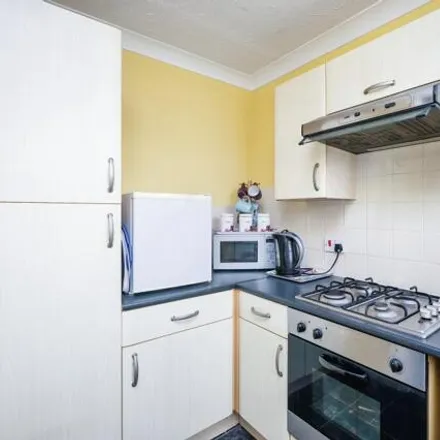 Image 7 - Stirling Road, Plymouth, PL5 1PD, United Kingdom - Apartment for sale