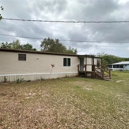 Buy this studio apartment on 831 Herrod Road in Polk County, FL 33898