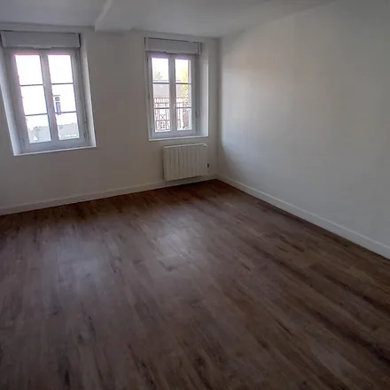 Rent this 3 bed apartment on Rue de Fontaine Guérard in 27360 Pont-Saint-Pierre, France
