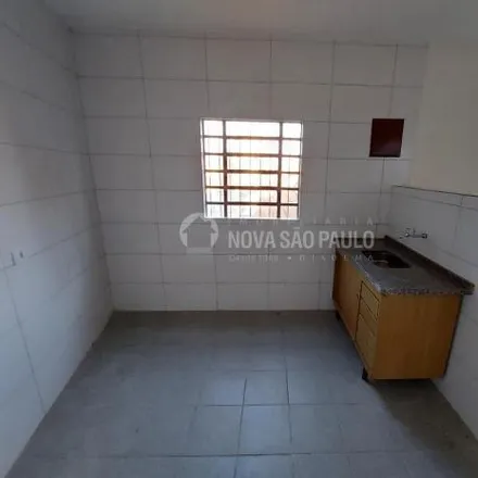 Rent this 1 bed house on Rua Parapuã in Centro, Diadema - SP