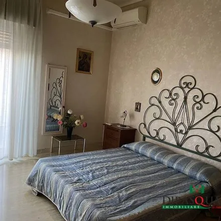 Image 9 - Viale Napoleone Colajanni, 97100 Ragusa RG, Italy - Apartment for rent