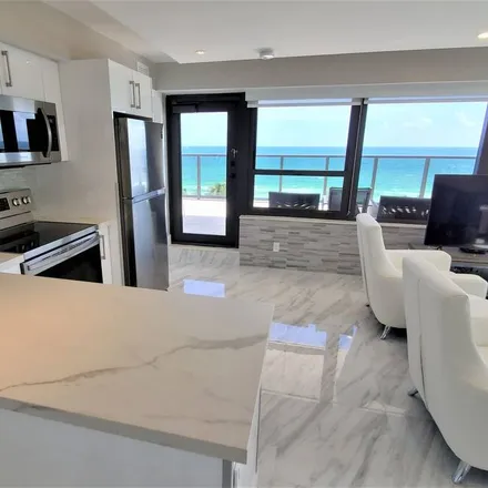 Image 3 - Miami Beach, FL - Apartment for rent