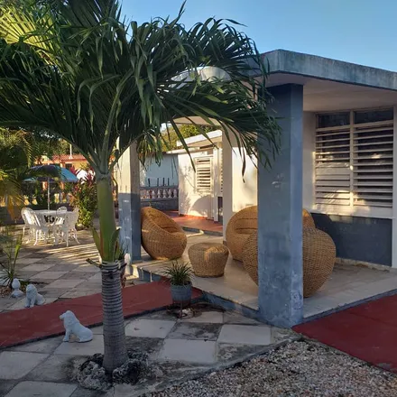 Rent this 2 bed house on unnamed road in Playa Larga, 44300