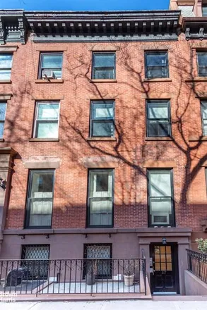 Buy this studio townhouse on 117 STATE STREET in Brooklyn Heights