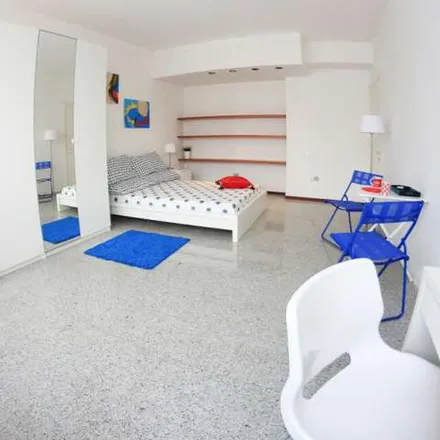 Image 1 - Via Don Carlo Gnocchi, 20147 Milan MI, Italy - Apartment for rent