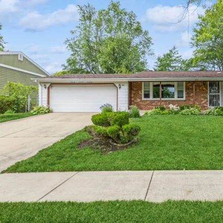 Buy this 3 bed house on 454 Estate Dr in Buffalo Grove, Illinois