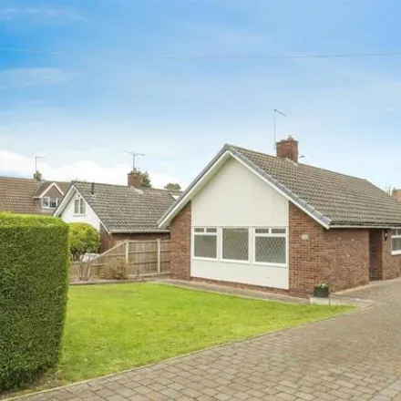 Buy this 3 bed house on Sycamore Crescent in Bawtry, DN10 6LE