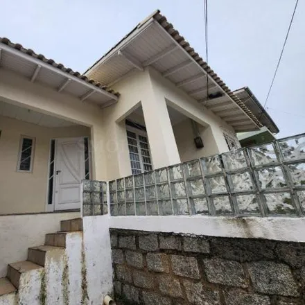 Buy this 2 bed house on Escola Professor Oswaldo Rodrigues Cabral in Rua São José, Bela Vista