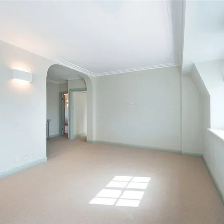 Image 4 - Richmond Hill Court, Richmond Hill, London, TW10 6RD, United Kingdom - Apartment for rent