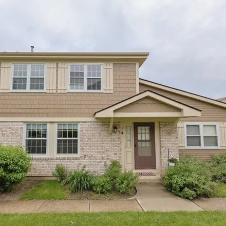 Buy this 2 bed house on 24 Wildwood Court in Vernon Hills, IL 60061
