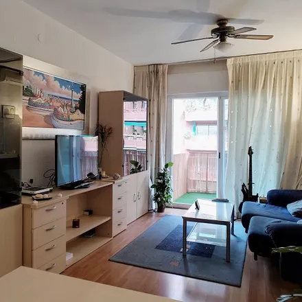 Rent this 3 bed apartment on Carrer de Numància in 68, 08001 Barcelona