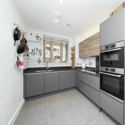 Buy this 1 bed apartment on Wallis Road in London, E9 5ET
