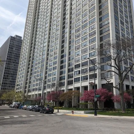 Rent this 1 bed condo on 2800 North Lake Shore Drive in Chicago, IL 60657