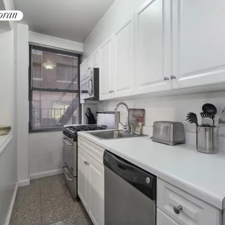 Buy this studio apartment on 142 East 49th Street in New York, NY 10017