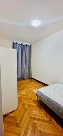 Rent this 4 bed room on Gold Bet in Via Giulio e Corrado Venini 16, 20124 Milan MI