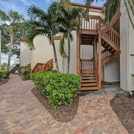 Buy this 2 bed condo on 1598 Cove II Place in Siesta Key, FL 34242