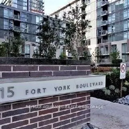Image 4 - 15 Fort York Boulevard, Old Toronto, ON M5V 3Y7, Canada - Apartment for rent