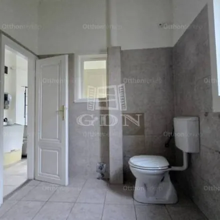 Image 4 - Budapest, Adam Clark Square, 1013, Hungary - Apartment for rent