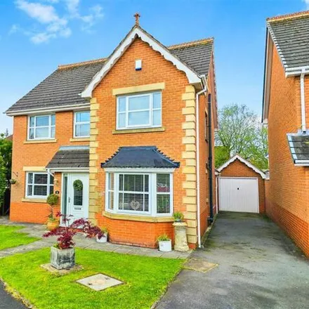 Buy this 4 bed house on Goodwood Close in Stretton, DE13 0FP