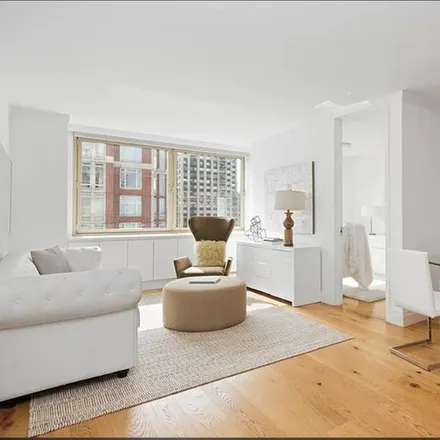 Rent this 3 bed apartment on 201 East 86th St