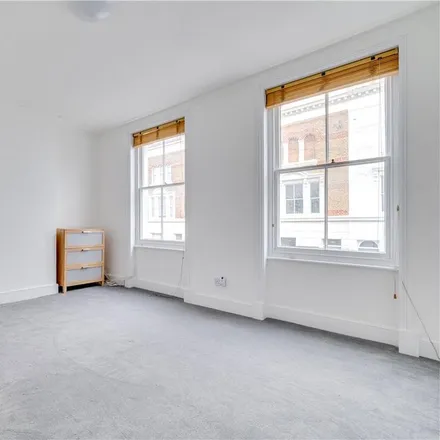 Rent this 3 bed apartment on Lansdowne Rise in London, W11 2HN
