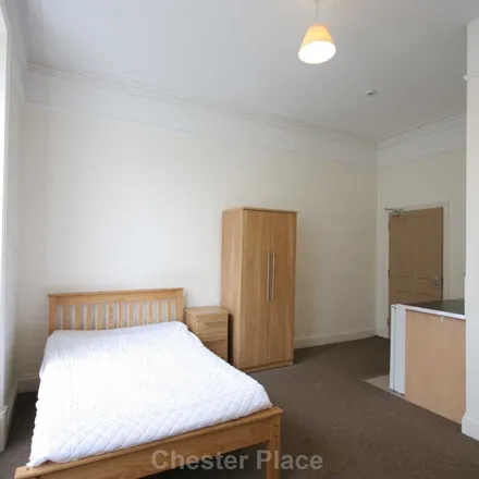 Image 6 - Bache, Liverpool Road / Beechway, Liverpool Road, Chester, CH2 1BL, United Kingdom - Apartment for rent