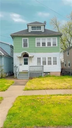 Buy this 4 bed house on 2405 Woodlawn Avenue in City of Niagara Falls, NY 14301