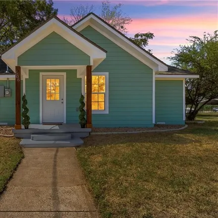 Buy this 3 bed house on 506 Garrison Street in Waco, TX 76704