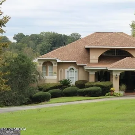 Rent this 4 bed house on 118 Lake Ridge Drive in Macon, GA 31220
