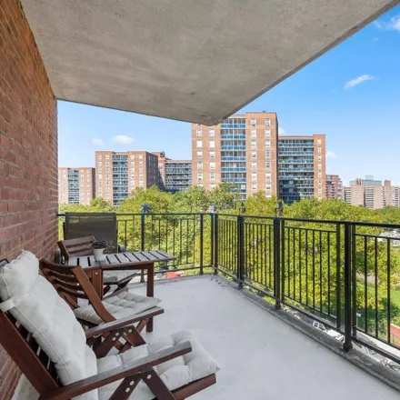 Image 4 - The Halsey House, 98th Place, New York, NY 11374, USA - Apartment for sale