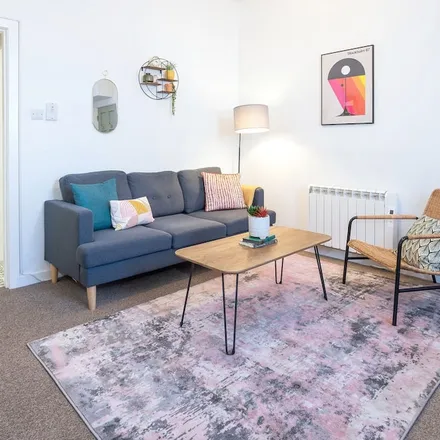 Image 1 - Highland, IV2 4SL, United Kingdom - Apartment for rent