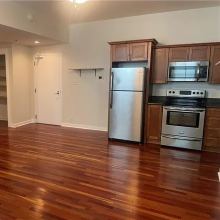 Image 7 - 1232 Saint Charles Avenue, New Orleans, LA 70130, USA - Condo for rent