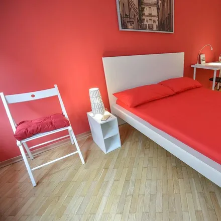 Rent this 3 bed room on Via San Francesco da Paola in 40 scala A, 10123 Turin Torino