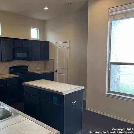 Image 6 - 518 Creekside Circle, New Braunfels, TX 78130, USA - Duplex for rent