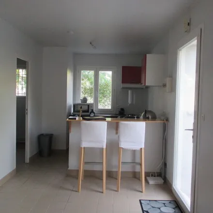 Rent this 1 bed apartment on 35 Rue du Champ Rond in 45000 Cité Emile Zola, France