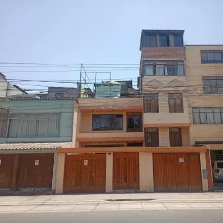Image 2 - BCP Del Aire, Avenida Agustín de la Rosa Toro, San Luis, Lima Metropolitan Area 15019, Peru - House for sale