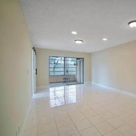 Image 6 - 346 Lake Frances Drive, Golden Lakes, Palm Beach County, FL 33411, USA - Condo for rent