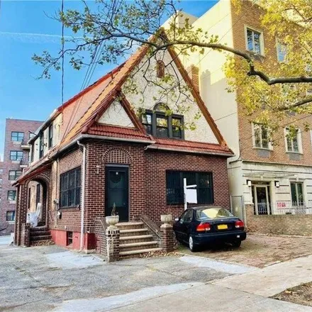 Buy this 6 bed house on 141-25 84th Drive in New York, NY 11435