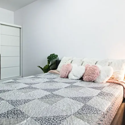 Rent this 2 bed apartment on Lipowa 59 in 90-630 Łódź, Poland