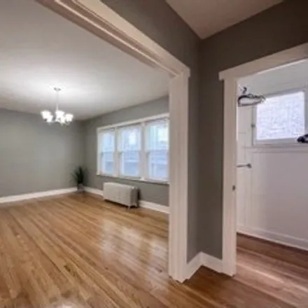 Image 9 - 1625 North Keystone Avenue, Chicago, IL 60639, USA - House for rent