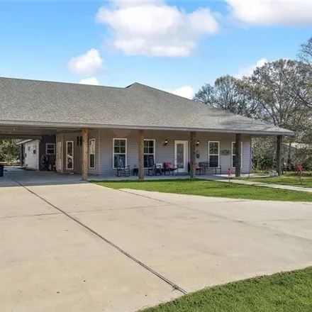Buy this 3 bed house on 325 Yearling Loop in St. Tammany Parish, LA 70452