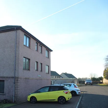 Image 1 - Morrisons Daily, Whins Road, Sauchie, FK10 3LE, United Kingdom - Apartment for rent