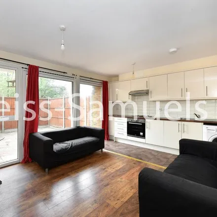 Rent this 4 bed townhouse on St Wilfrid and Apos's in Lorrimore Road, London