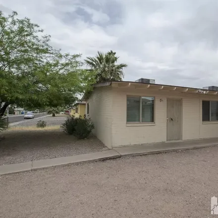 Rent this 1 bed room on 1127 North 49th Street in Phoenix, AZ 85008